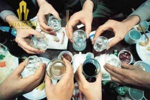 Khi uống bia, rượu tuyệt đối tránh xa các món nhắm 'kịch độc' này Khi uống bia, rượu tuyệt đối tránh xa các món nhắm 'kịch độc' này